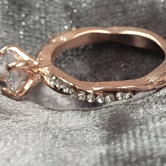 Rose Gold Color  Crystal Zircon Engagement Ring - Picture 4 of 6